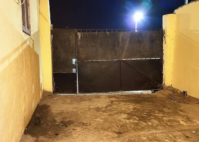 Cozy In With Private Parking Nyaraló *
